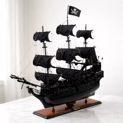Machetă navala Giftdeco BP80R, plastic, metal și lemn, 88,9 x 29 x 73,7 cm