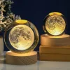Lampă decorativă Giftdeco KKS Moon, glob din sticlă pe suport din lemn, LED USB, diametru 8 cm Giftdeco 5902067229712 imagine 5