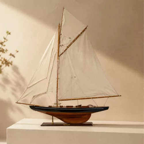 Macheta yacht Columbia – decor maritim