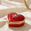 Detaliu cutie rosu-aurie Giftdeco B0767-06RD