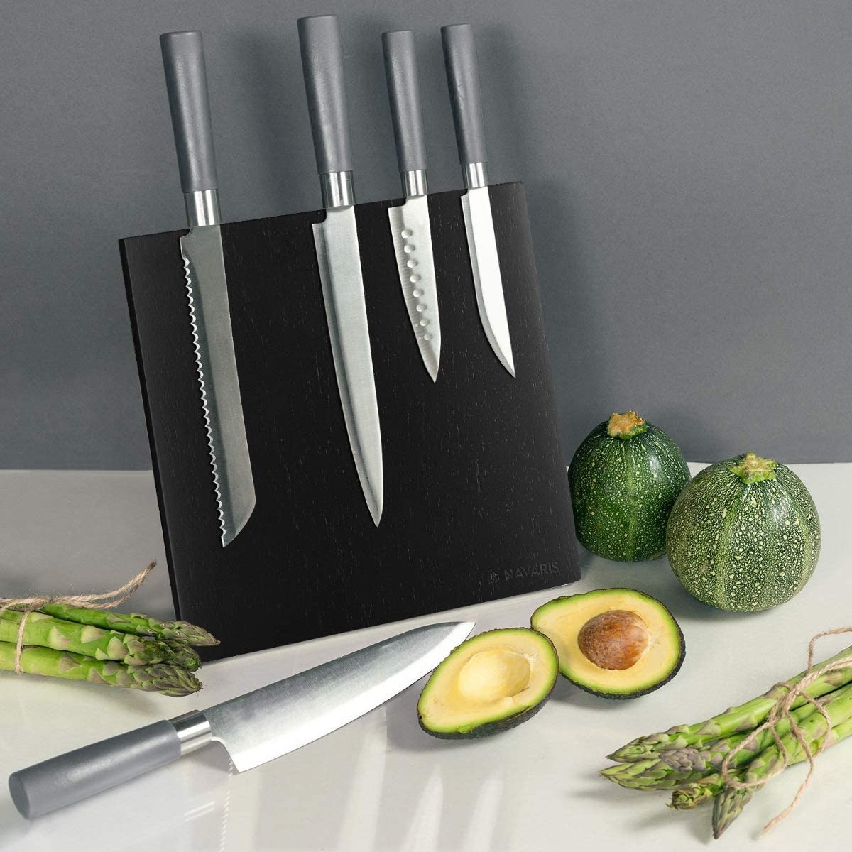 Suport cutite magnetic Navaris din lemn de cauciuc, 27,7x27,5x12 cm, 47366.03